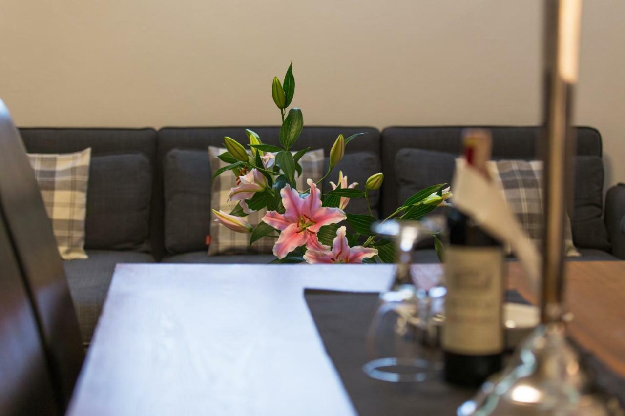 Apartament Koryntia *